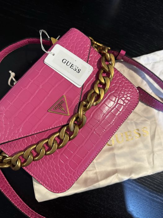 Чисто нова чанта Guess