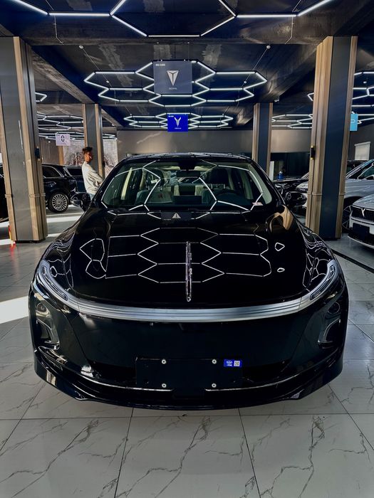 Hongqi E-QM5 Restayling 2026