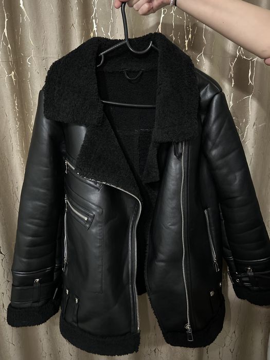 Продам женскую дубленку