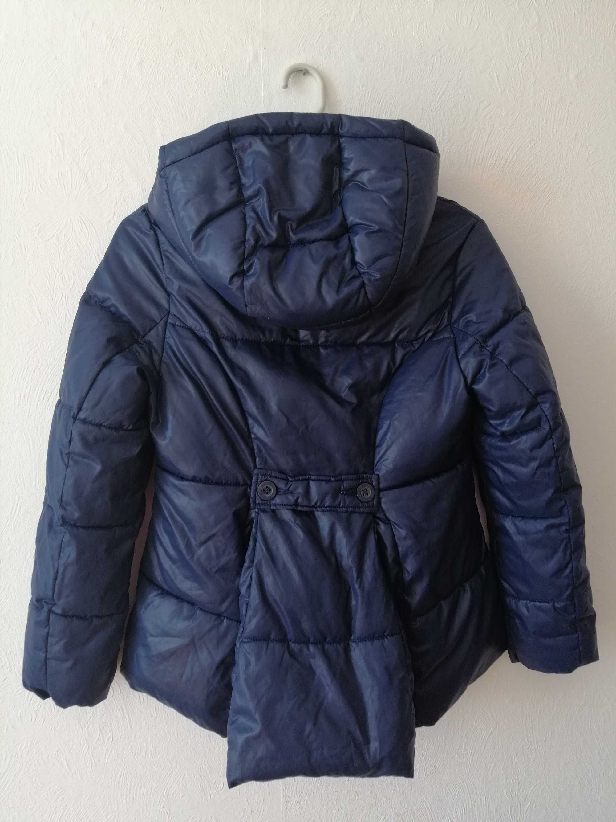 Яке за момиче BENETTON