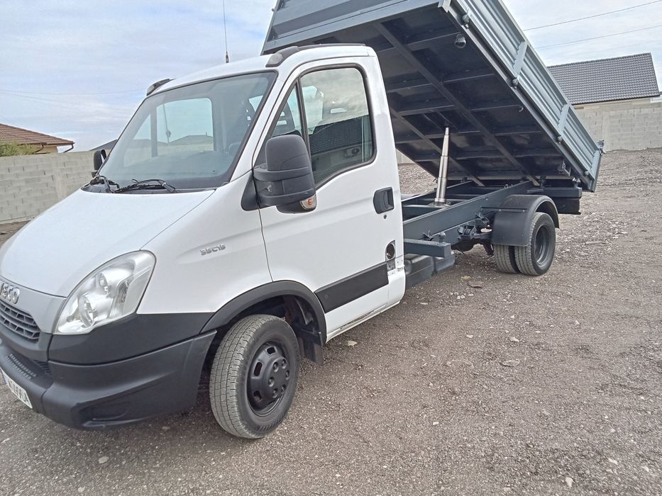 Iveco basculabil pe 3 parti