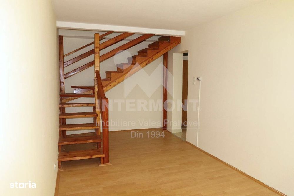 Apartament 3 camere Sinaia- central.