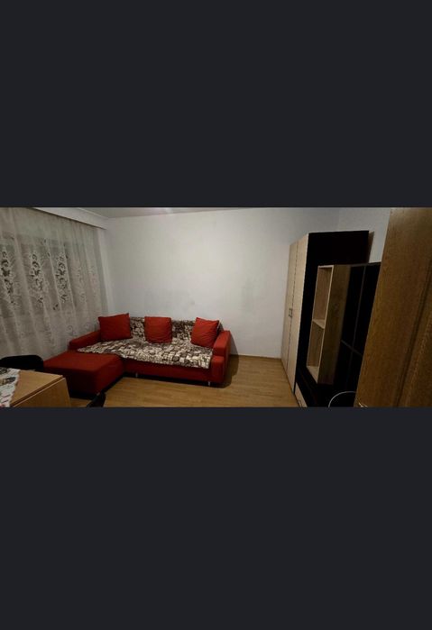 Închiriez apartament cu o camera Trăian