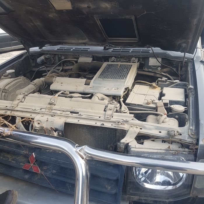 Мицубиши паджеро 2.8д на части