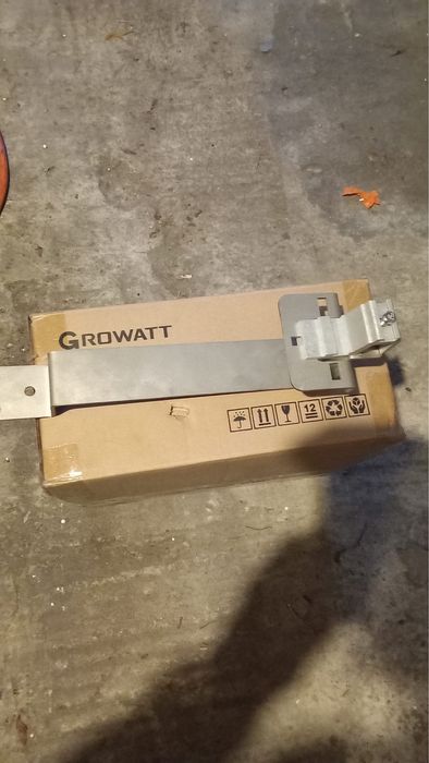 Suport fixare panouri fotovoltaice pentru țiglă subțire