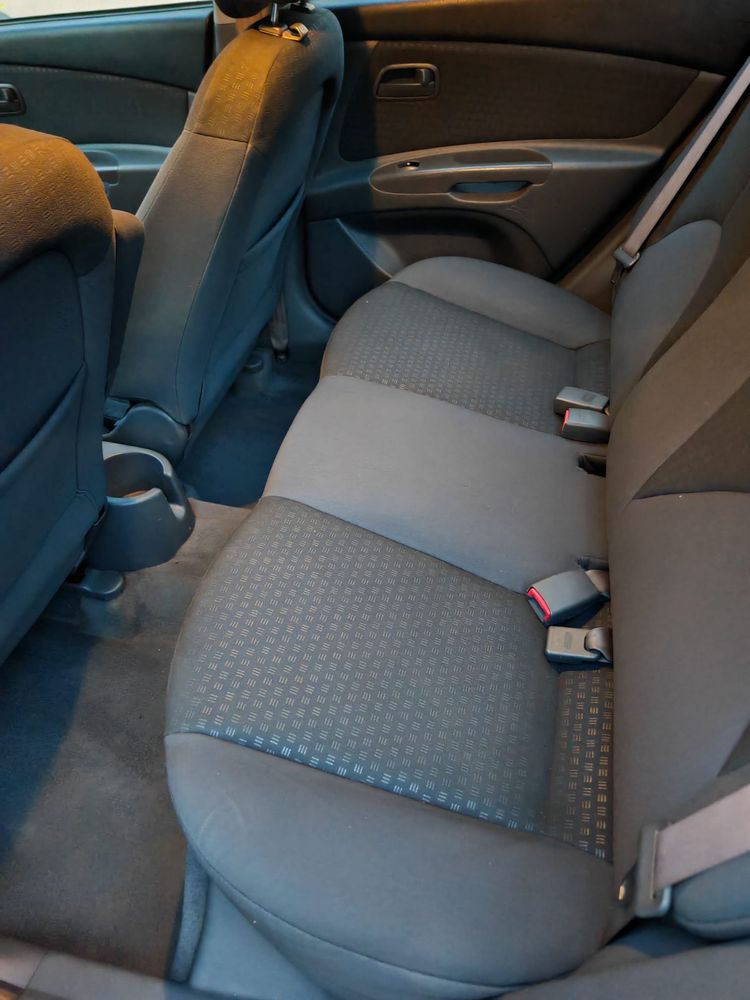Kia Rio sedan 1.4 benzina