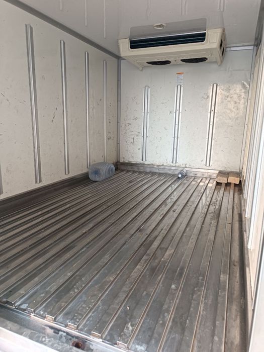 Srochna  xunday  sotiladi. Barter.