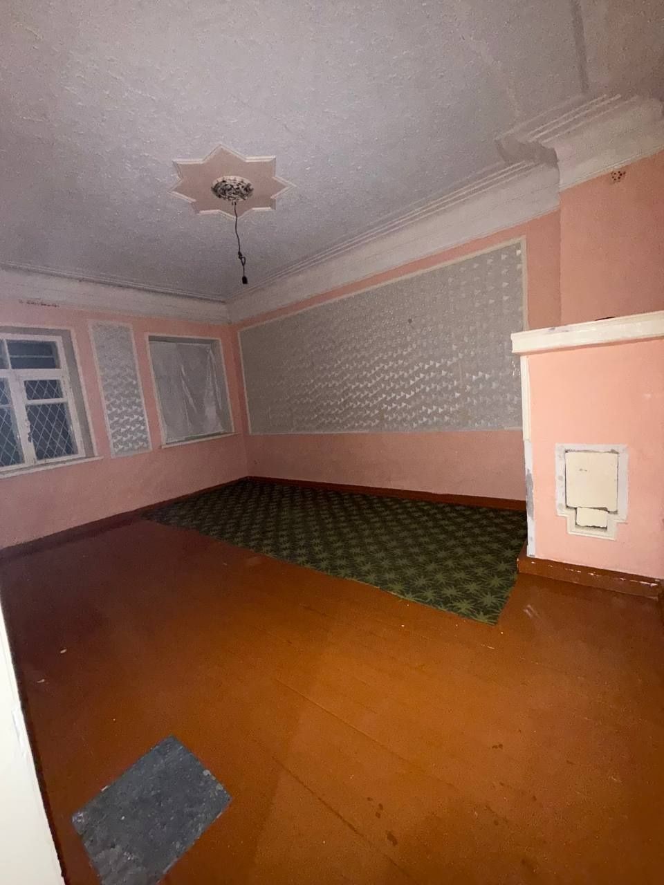 Продается квартира 4 комнатная детская больница