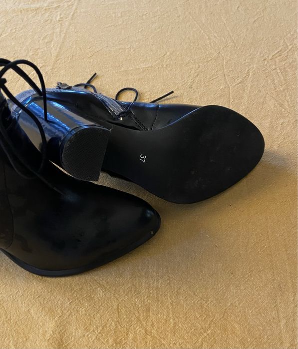 Botine de piele lacuita Vero Moda foarte elegante, noi