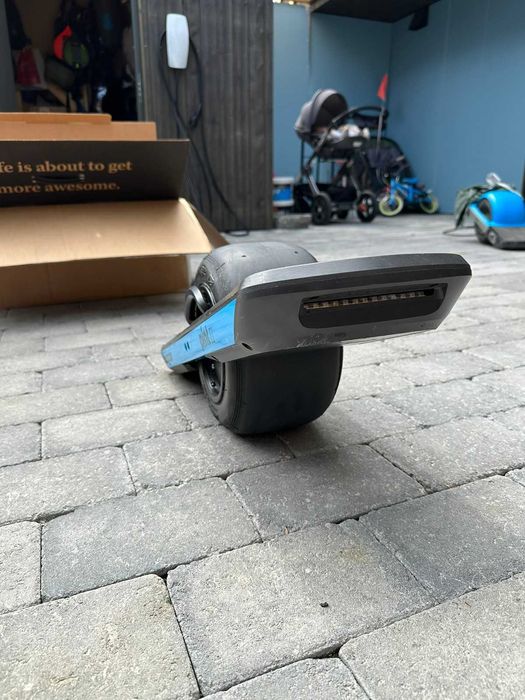 Onewheel Pint X Powder Blue