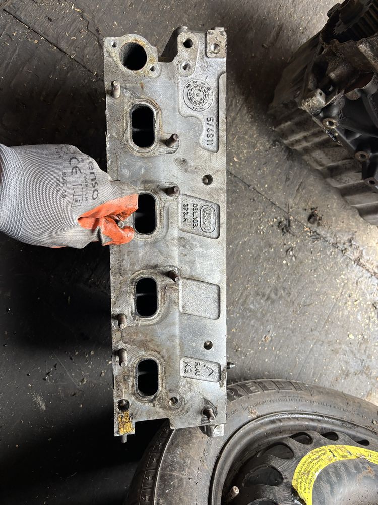 Блок, глава и валове за Vw/ Audi/ Seat 1.6 TDI 90/105кс 2008- 2015г