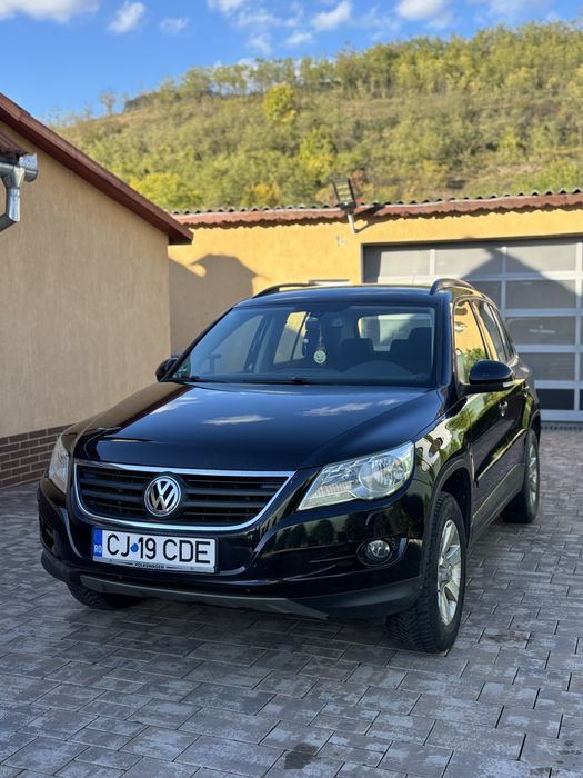 Vând VW Tiguan.