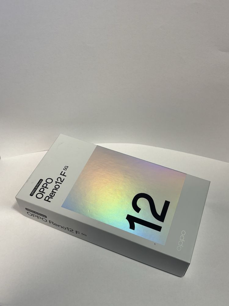MDM vinde: Oppo Reno12 F 5G, 256GB, Amber Orange.