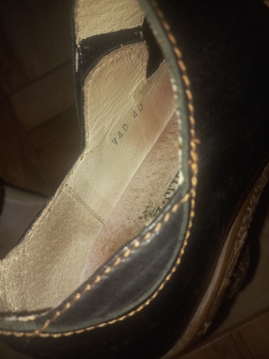 Оригинални обувки,  естествена кожа 40н. El natura lista
