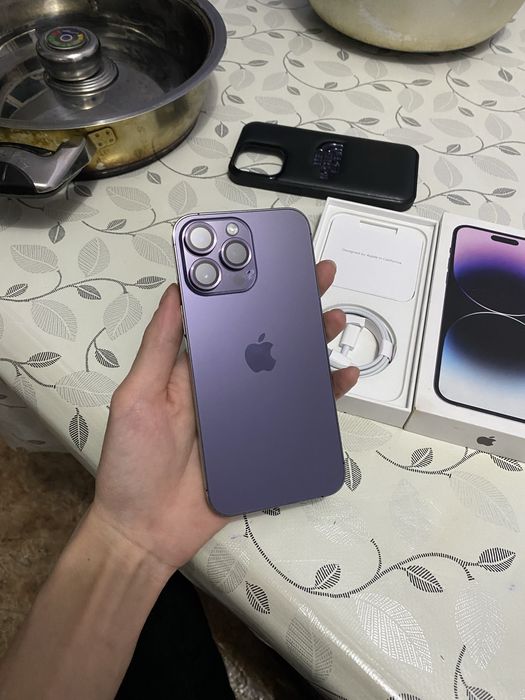 Продам Айфон 14 PRO MAX 128gb