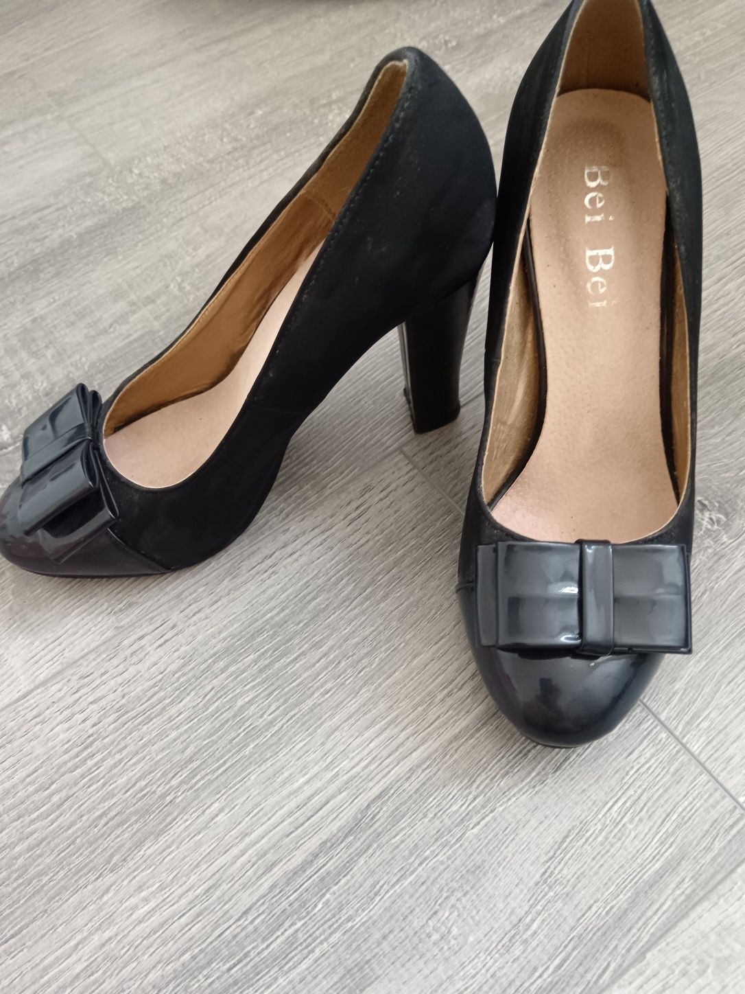 Pantofi dama marimea 37