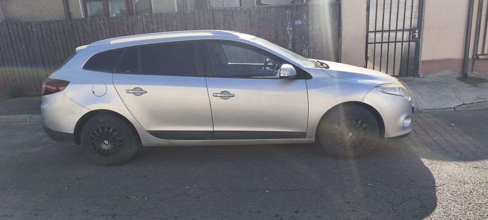 Vând sau schimb Renault Megane 3 break