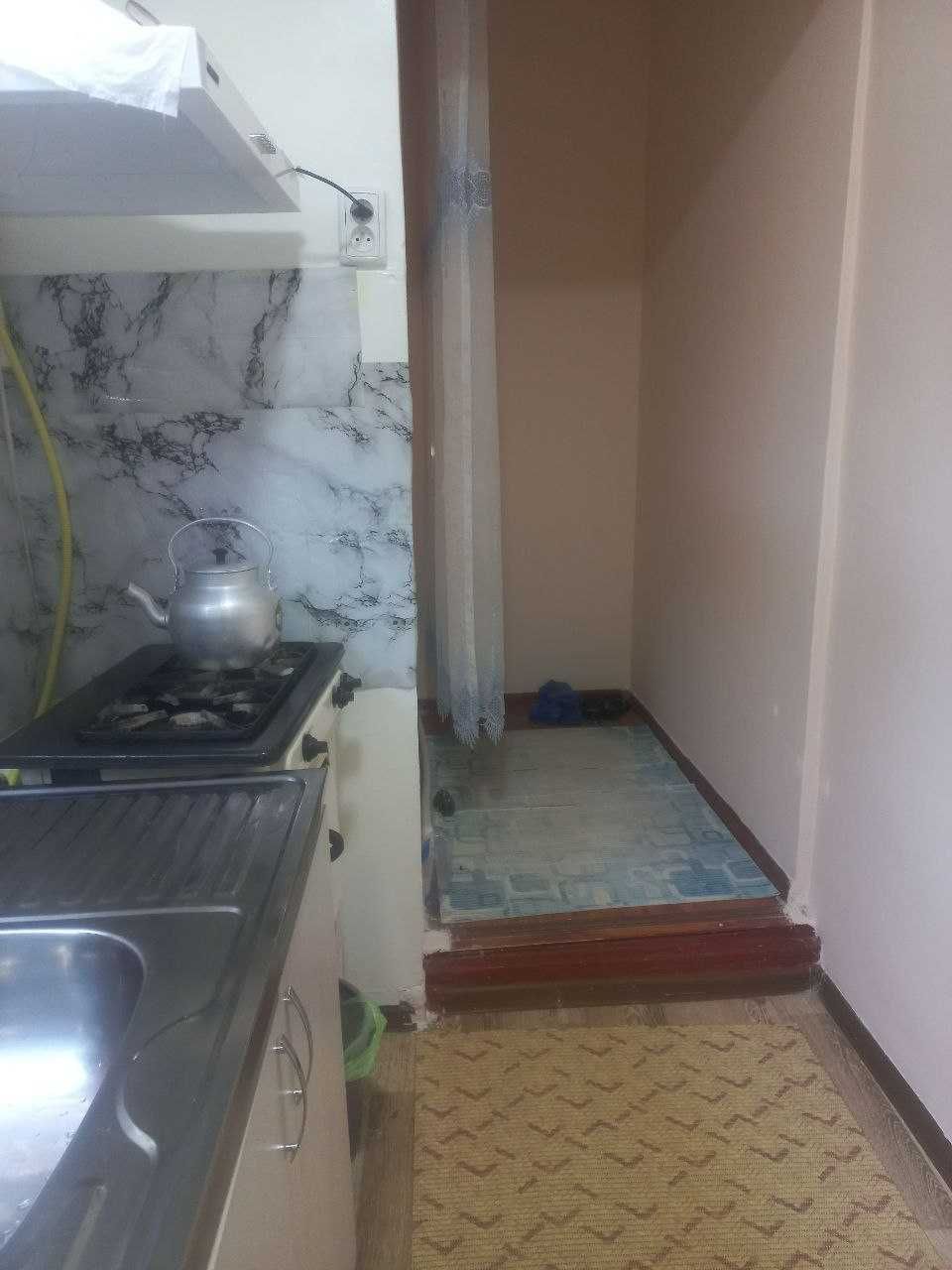 2 xonali uy arendaga beriladi ayyol kishiga