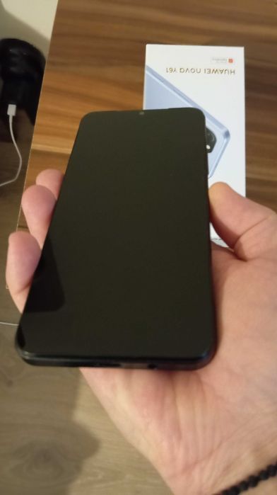 Huawei nova Y61.