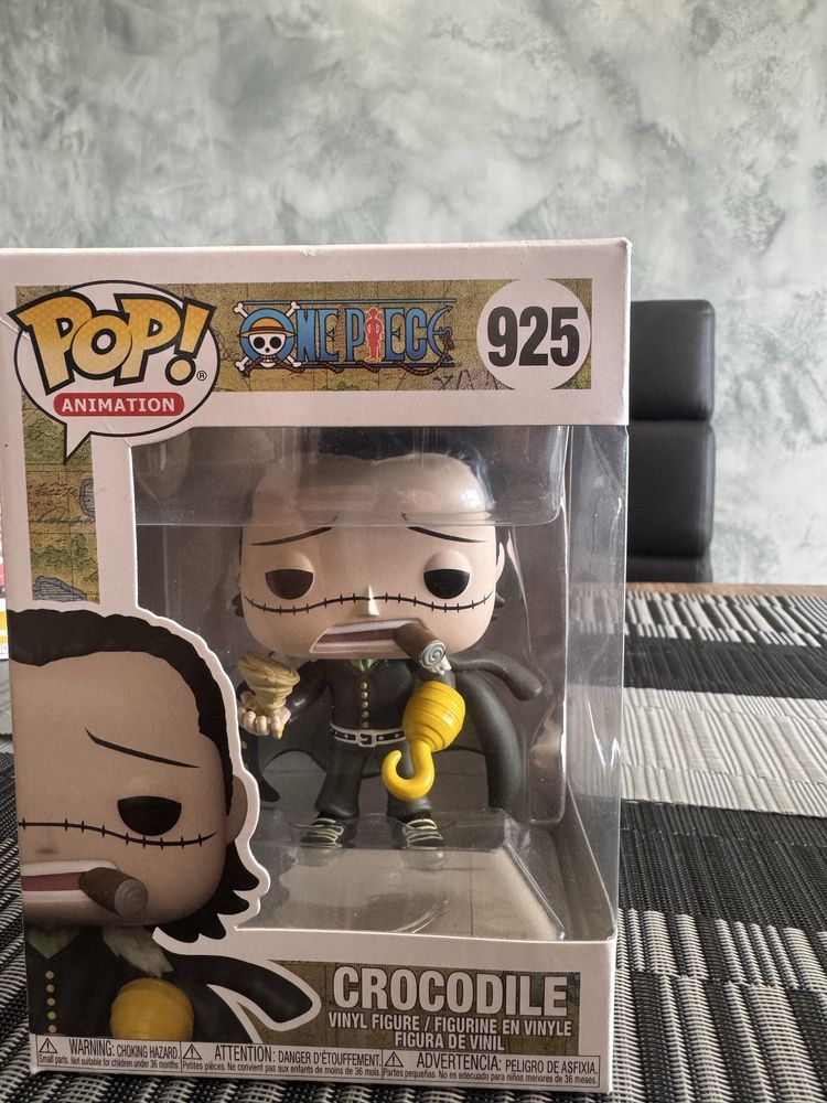 Продавам funko pop one piece ,attack on titan,fortnitedemonslayer,apex