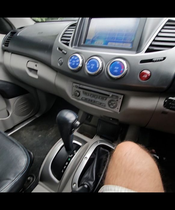 Mitsubishi l200 2007