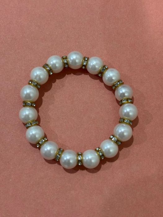 Продам браслет ручной работы дочери