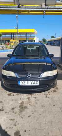 Opel Vectra B. Din 2002