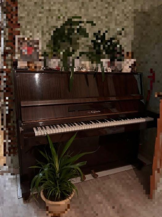 Срочно продам фортепиано