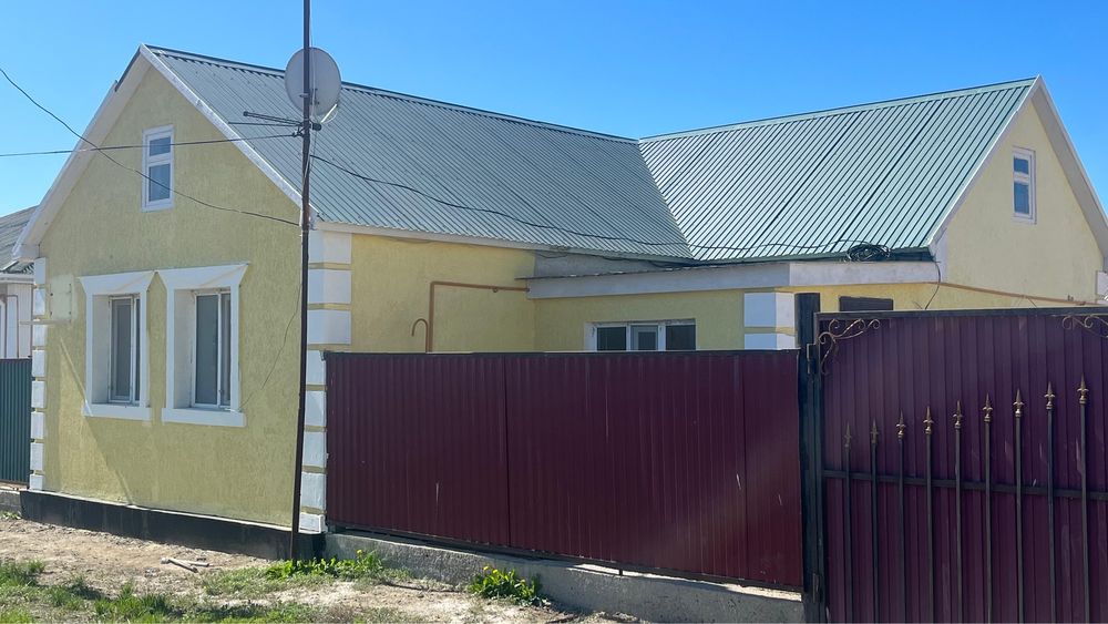 Продаётся дом в Атырау, мкр. Кокарна