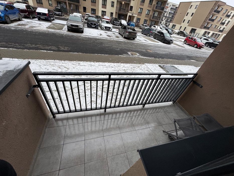 Închiriez apartament cu două camere