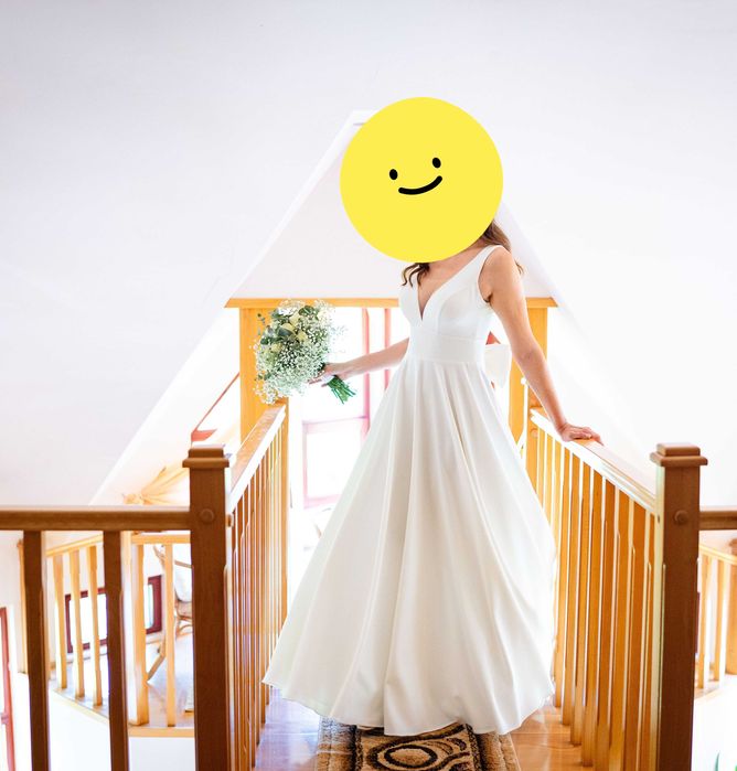 Rochie de mireasa grațioasă și lejeră