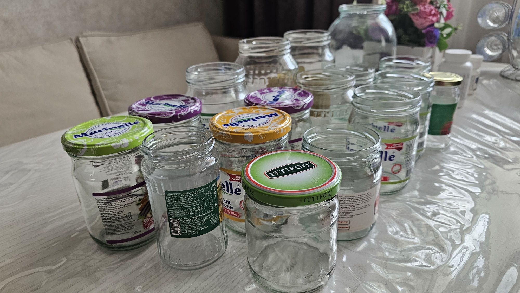 Продам банки  разные