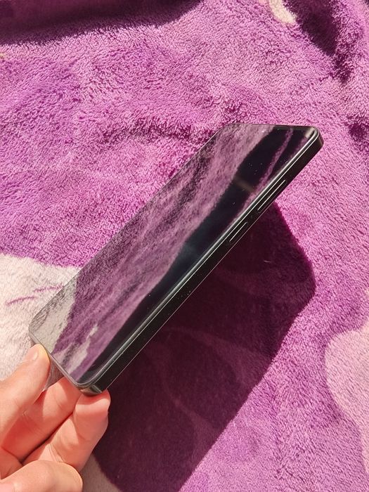 Vând sau schimb redmi a5