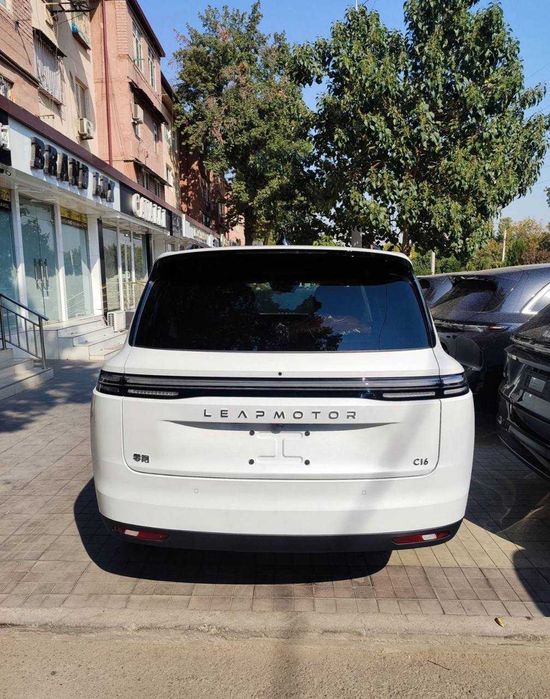 Leapmotor C16 EV xolodilnik massajli naxt va nasiya 2026