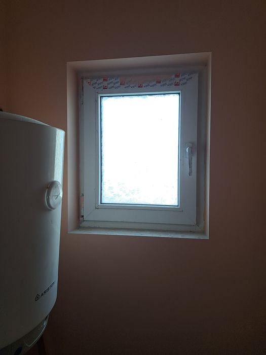 Vand ferestre geamuri si uși  termopan