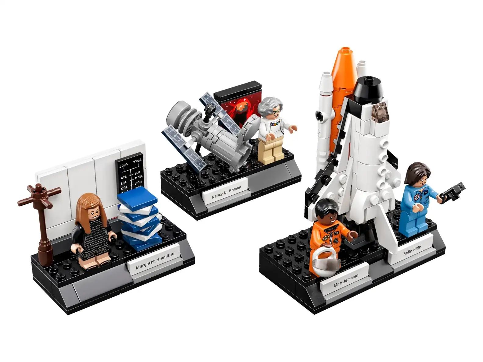Lego femei la NASA