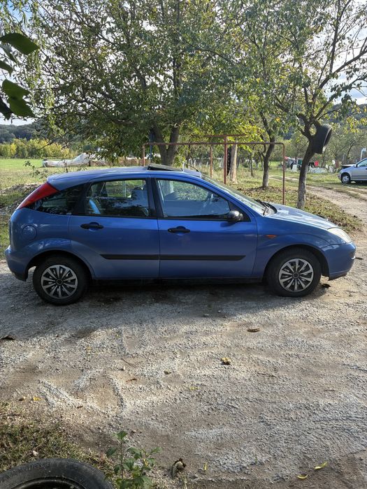 Vand ford focus radiat