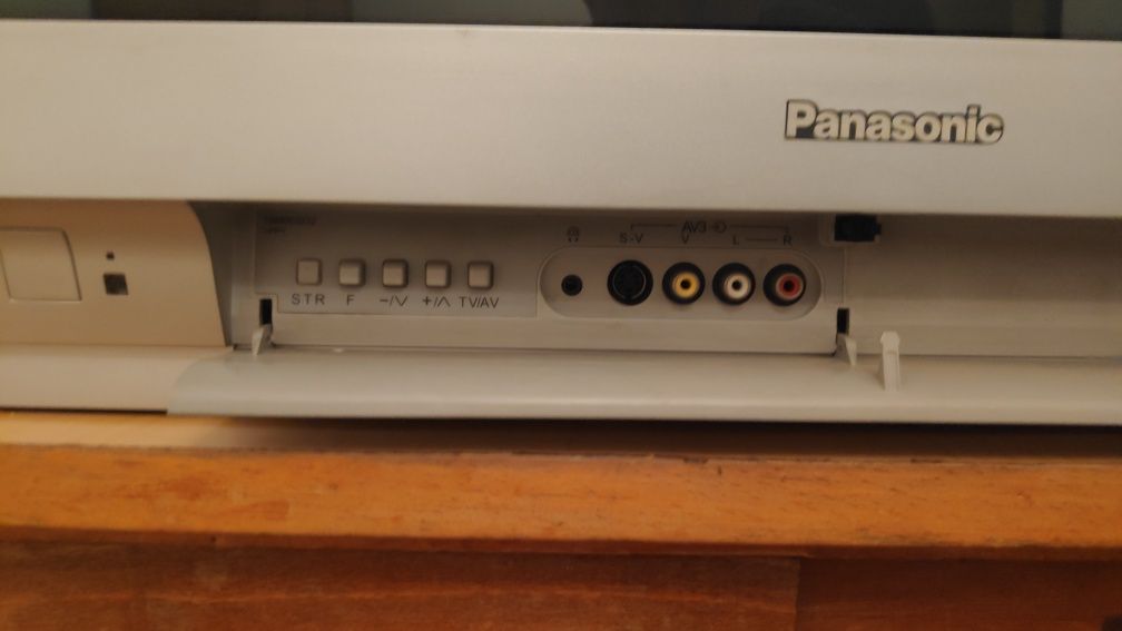 CRT телевизор Panasonic