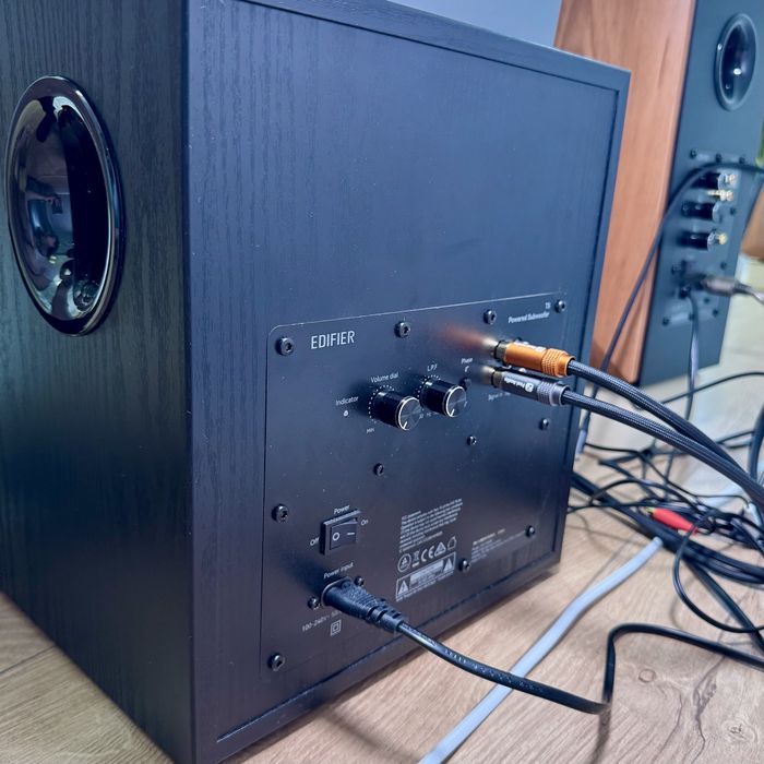 Сабвуфер Edifier T5