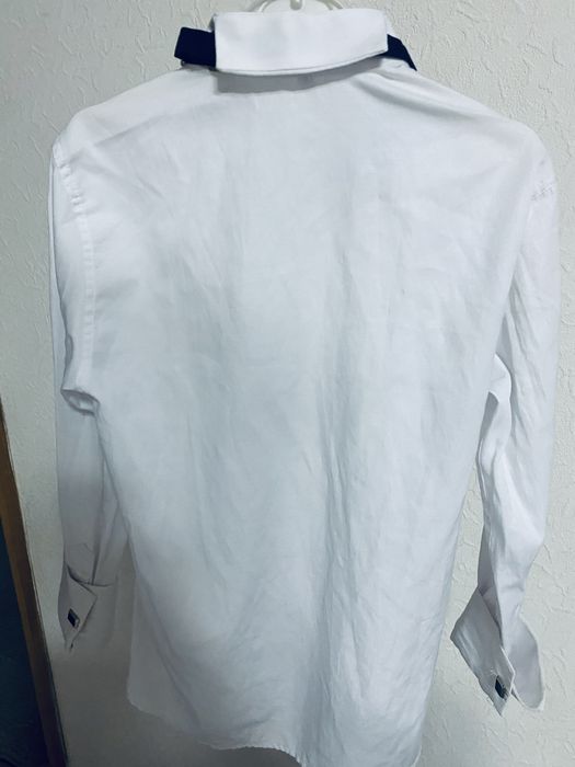 Рубашка праздничная с бантиком и запонками для мальчика 8-9 лет Турция