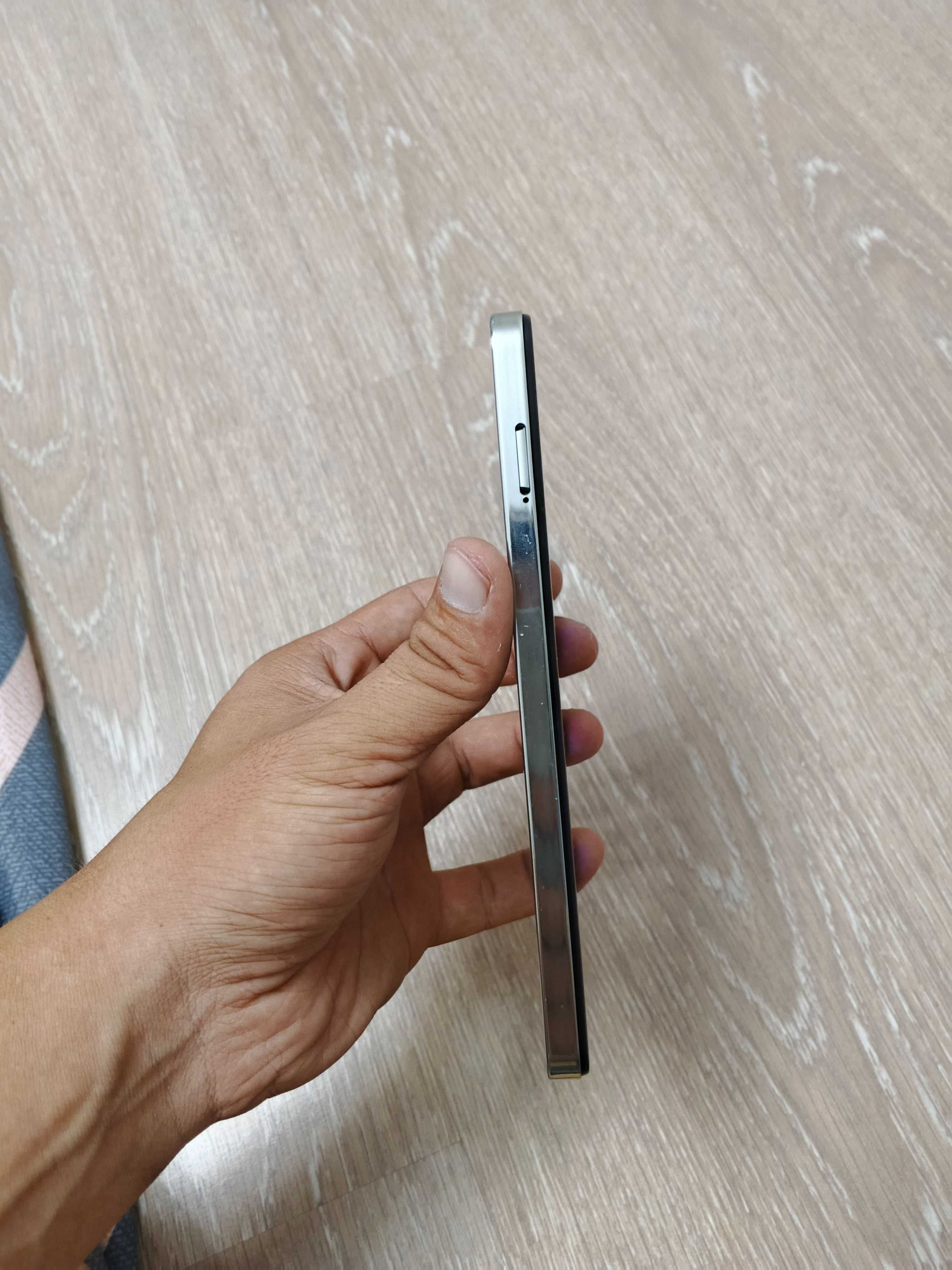 Продам TECHNO POVA 5 8+8128