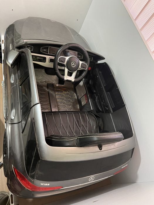 Акумулаторна кола Мерцедес