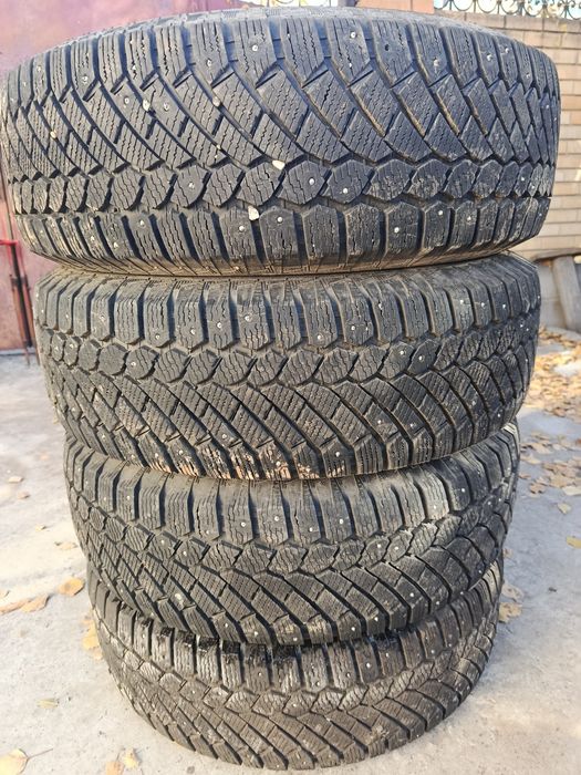 Gislaved 235 75 R15 отличное состояние