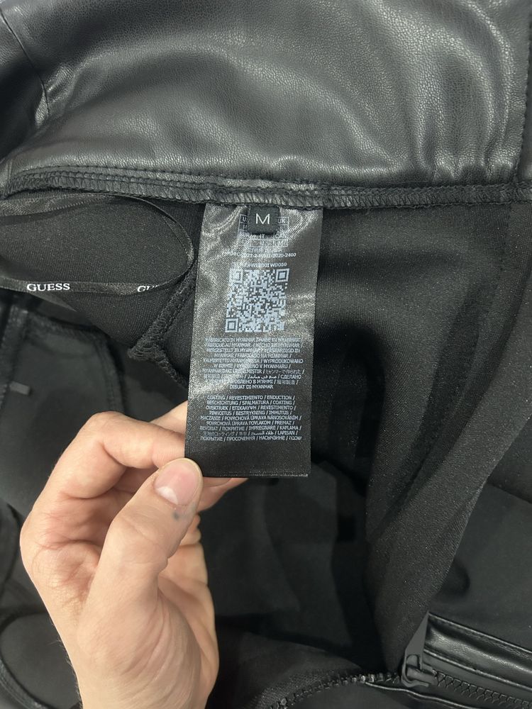 Пола Guess размер М