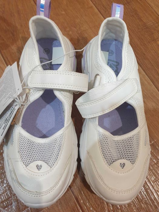 Детская обувь новая