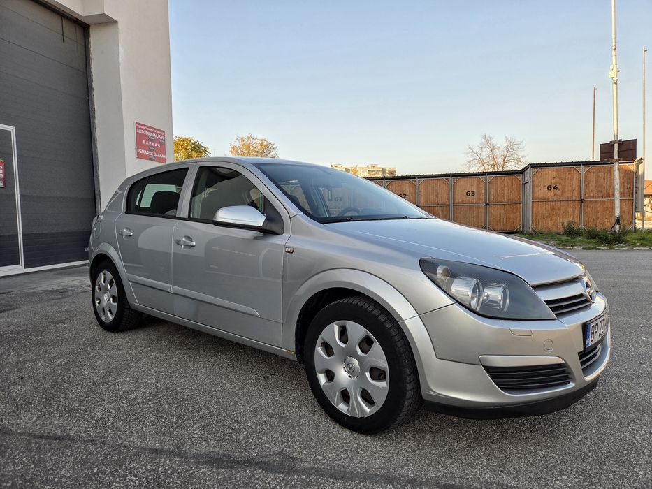 Продавам Opel Astra H 1.4 2004