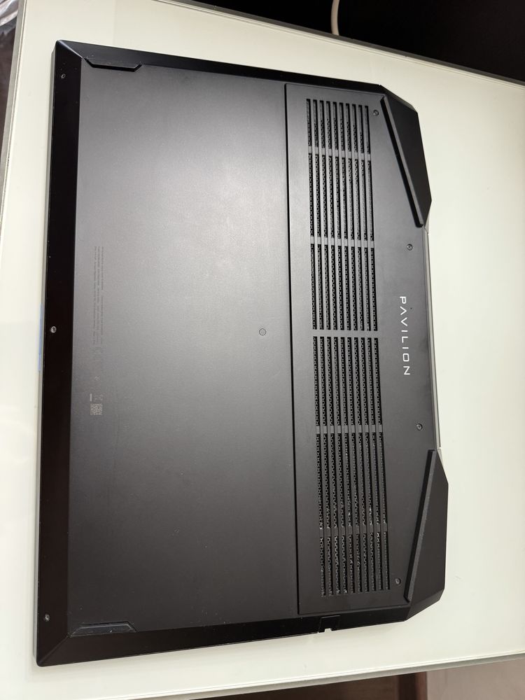 Laptop Gaming HP Pavilion – i7, 16GB, SSD, GTX 1050 – Super ofertă!