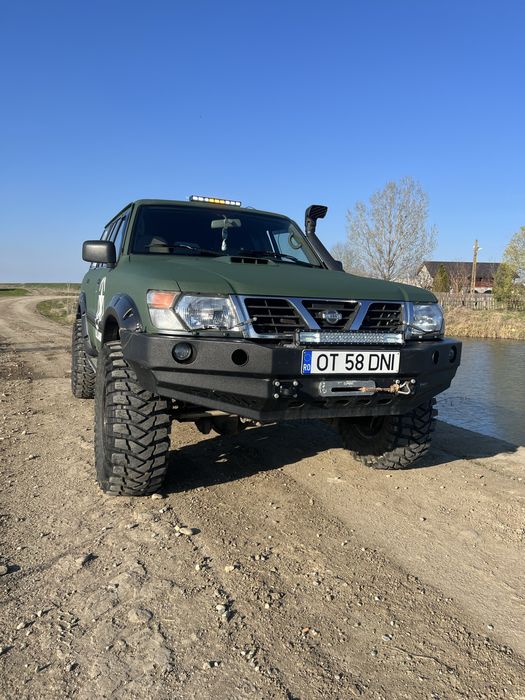 Nissan patrol y61 autoutilitar