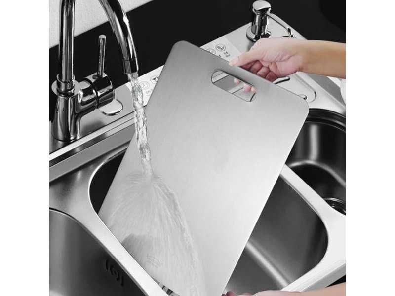 Комплект Титаниеви Дъски за Рязане Highlandhue – 2 Броя