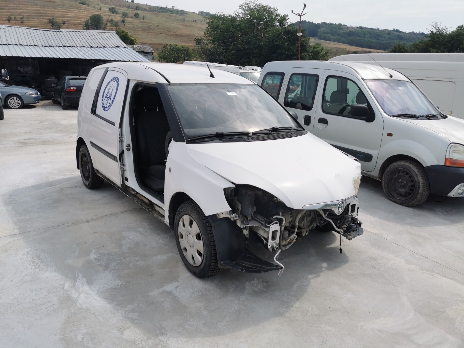 Skoda Praktik 1.4i на части